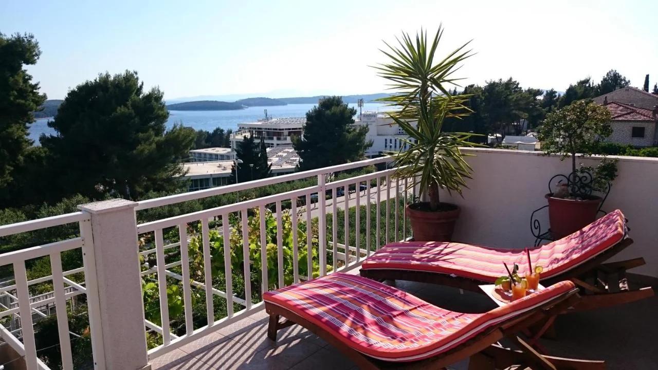 Apartments Mare