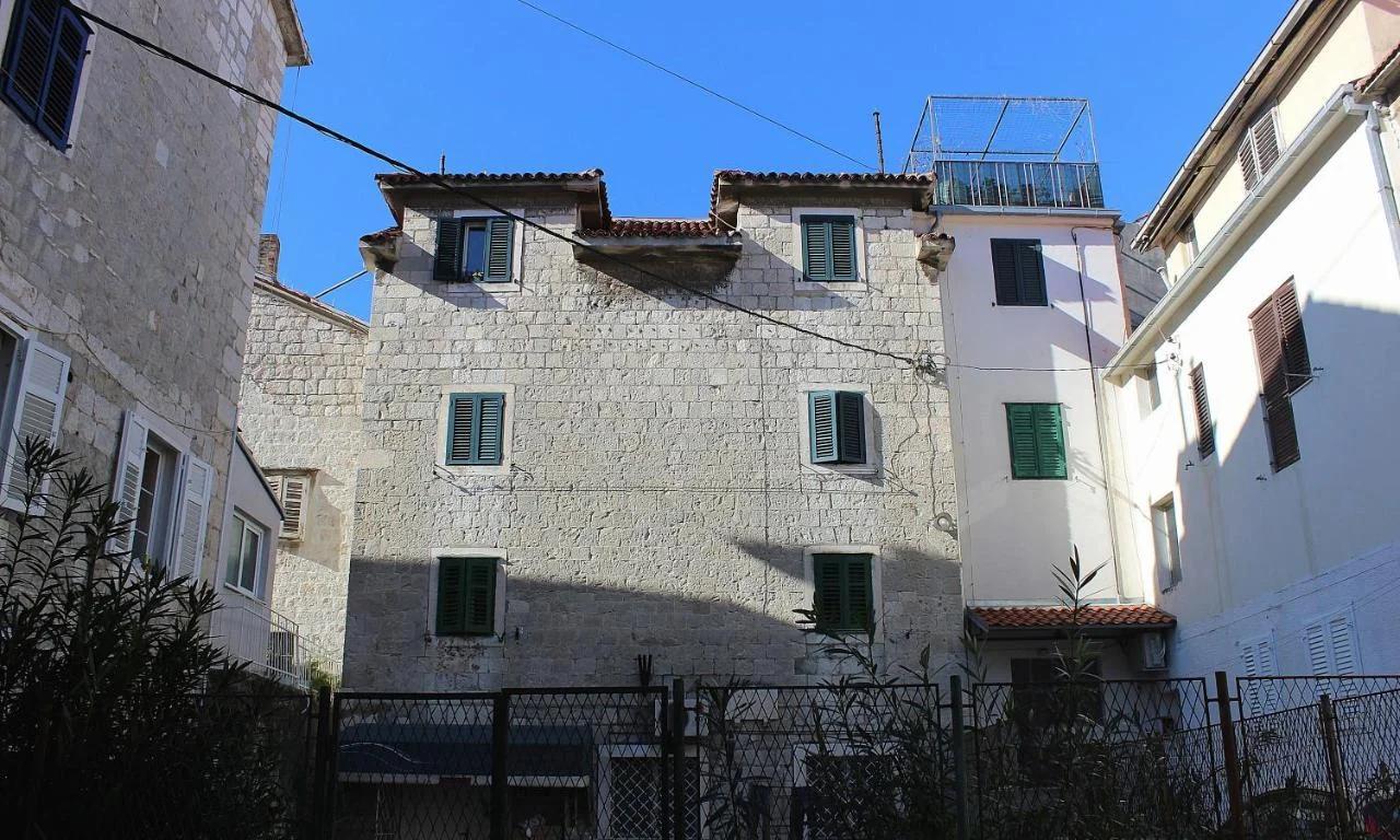 Apartments & room Ivica Split photo