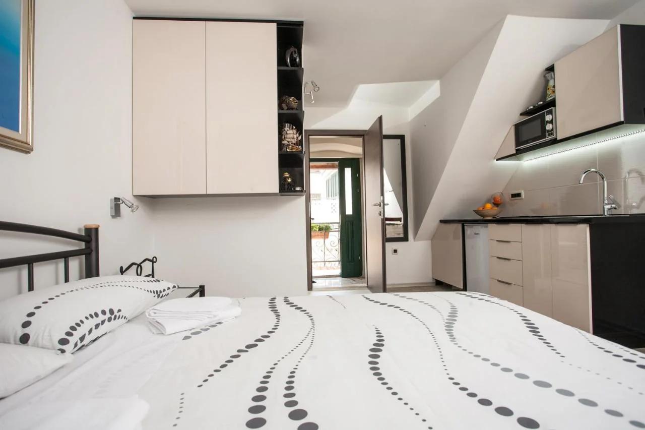 Apartments & Room Kartolina photo