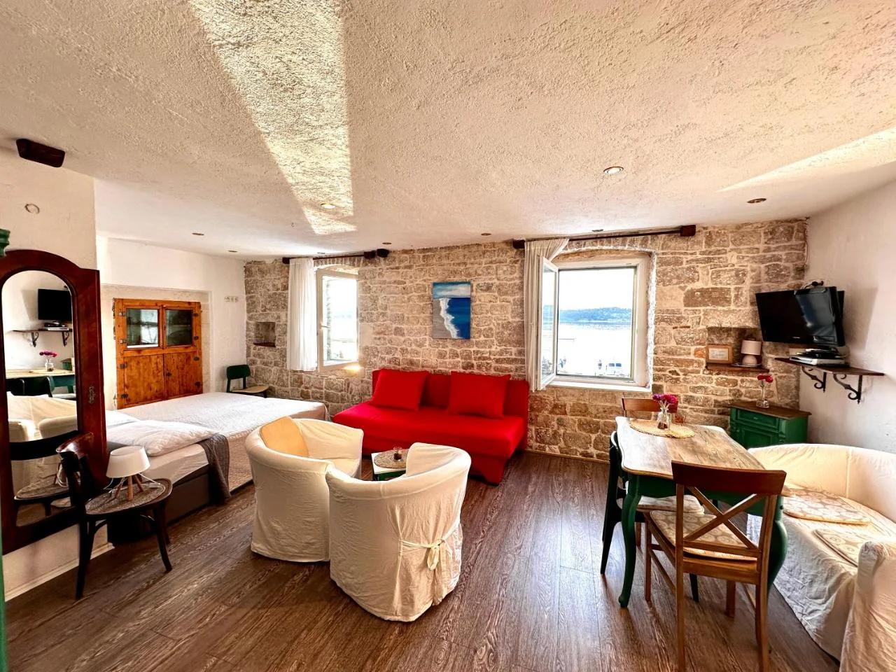Apartments Trapula photo