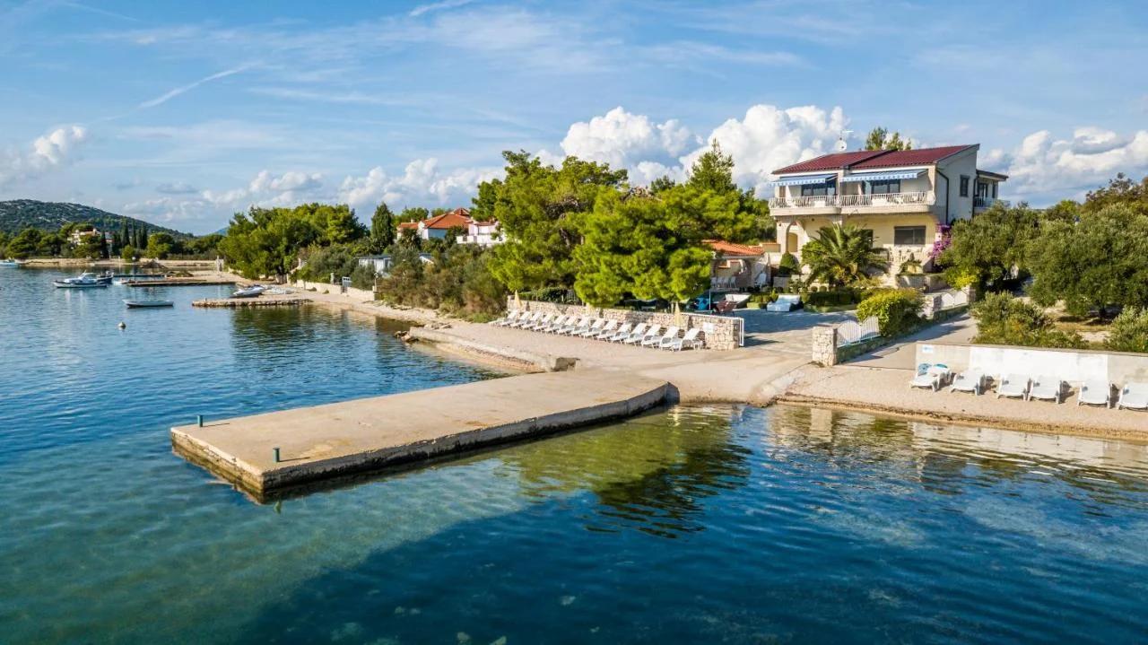 Apartments Villa Punta Royal photo