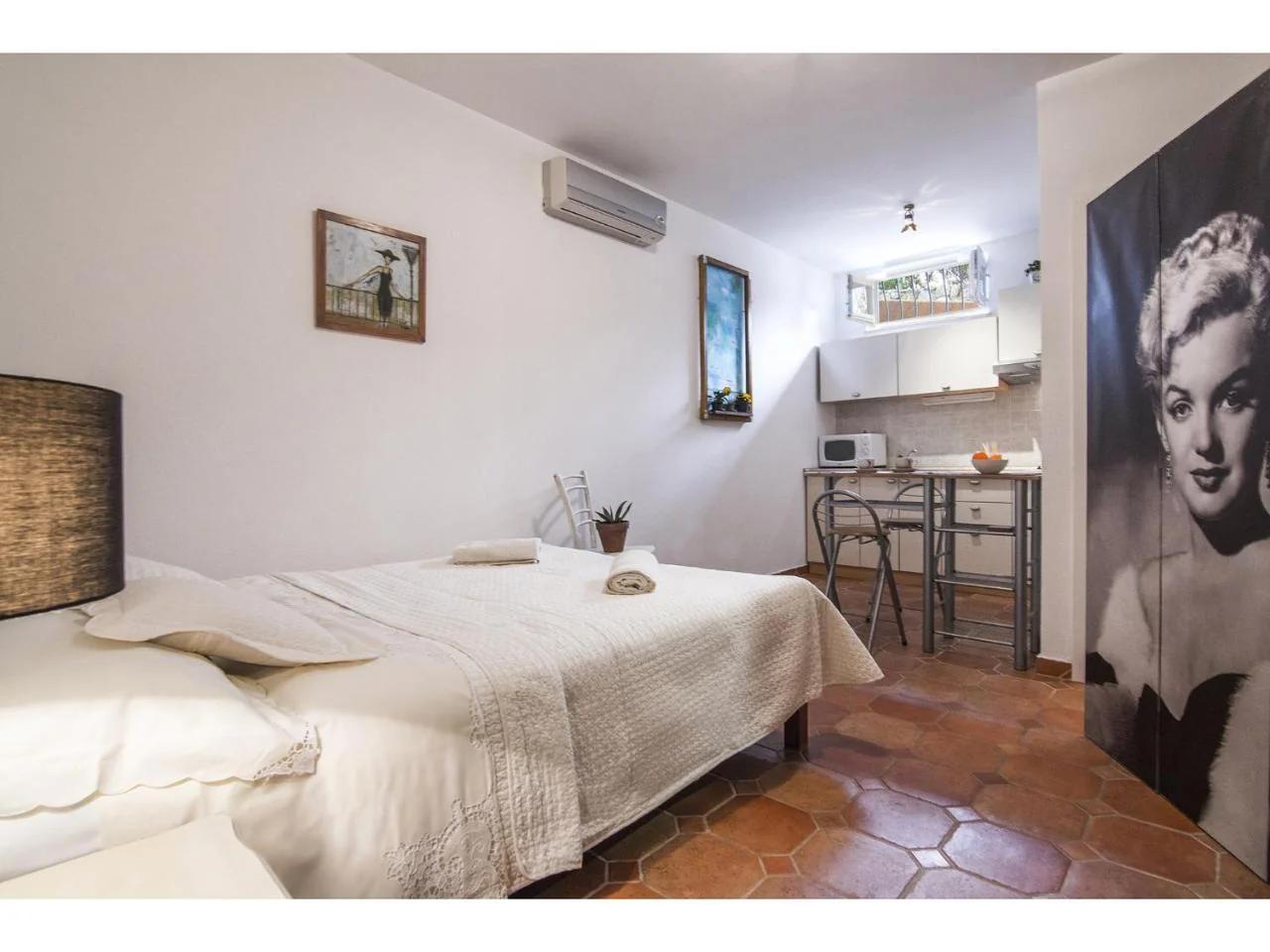 Calm & Relax with private PARKING foto