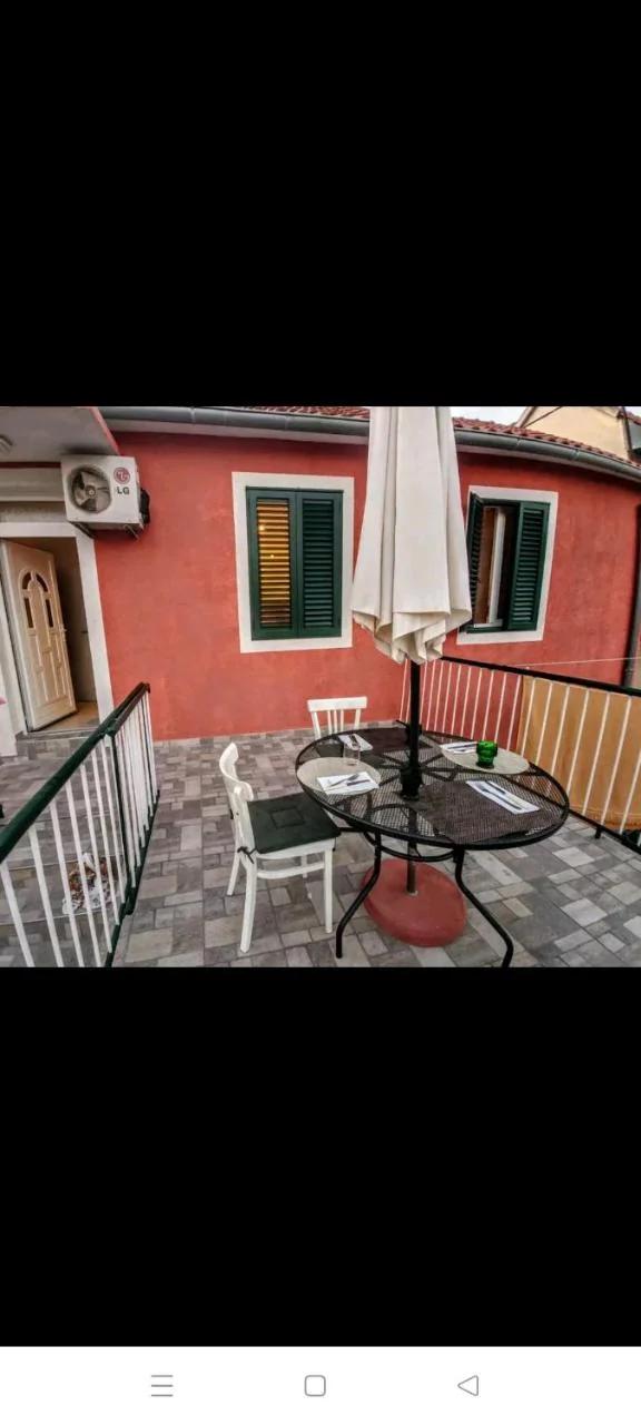Glorianita sweethome,centro, FREE parking,SELF CHECK- IN photo
