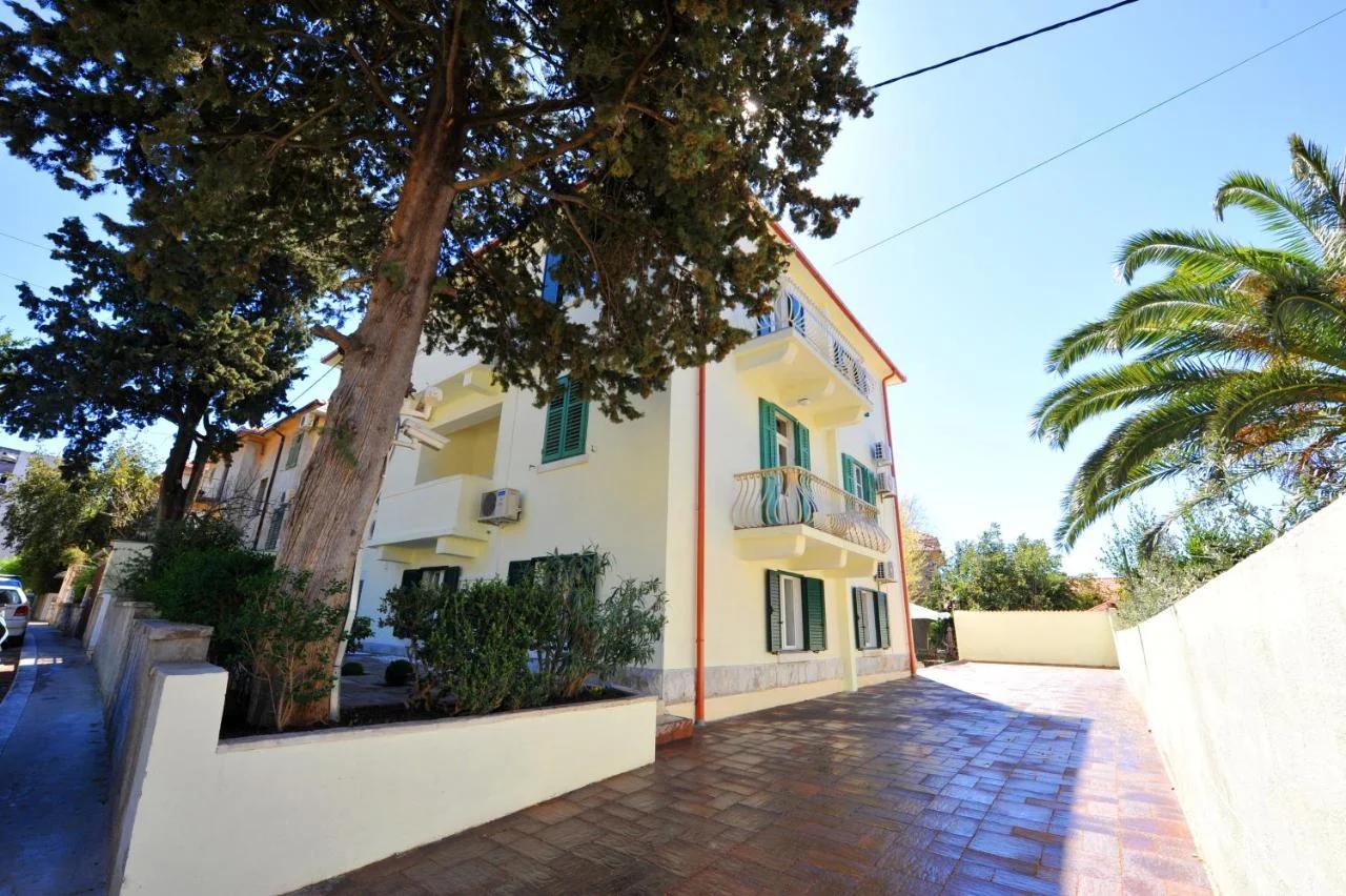 Guesthouse Villa Vice photo