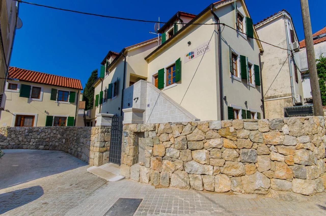 Hostel Dvor foto