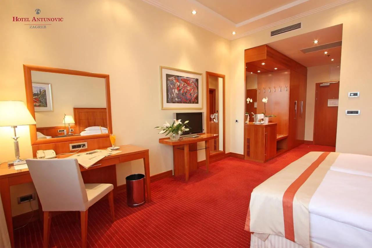 Hotel Antunovic Zagreb photo