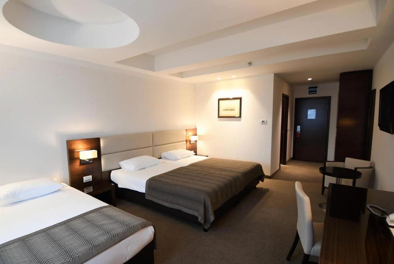 Hotel Aristos photo