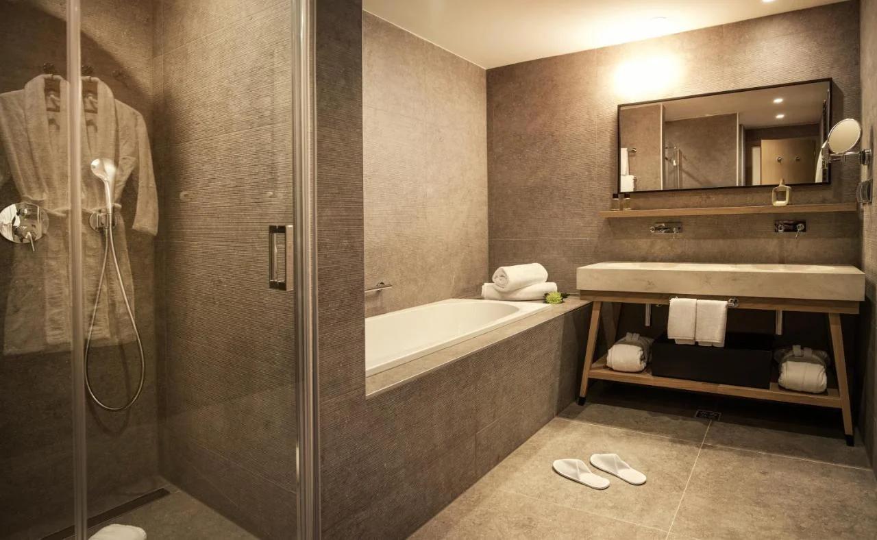 Hotel Excelsior photo