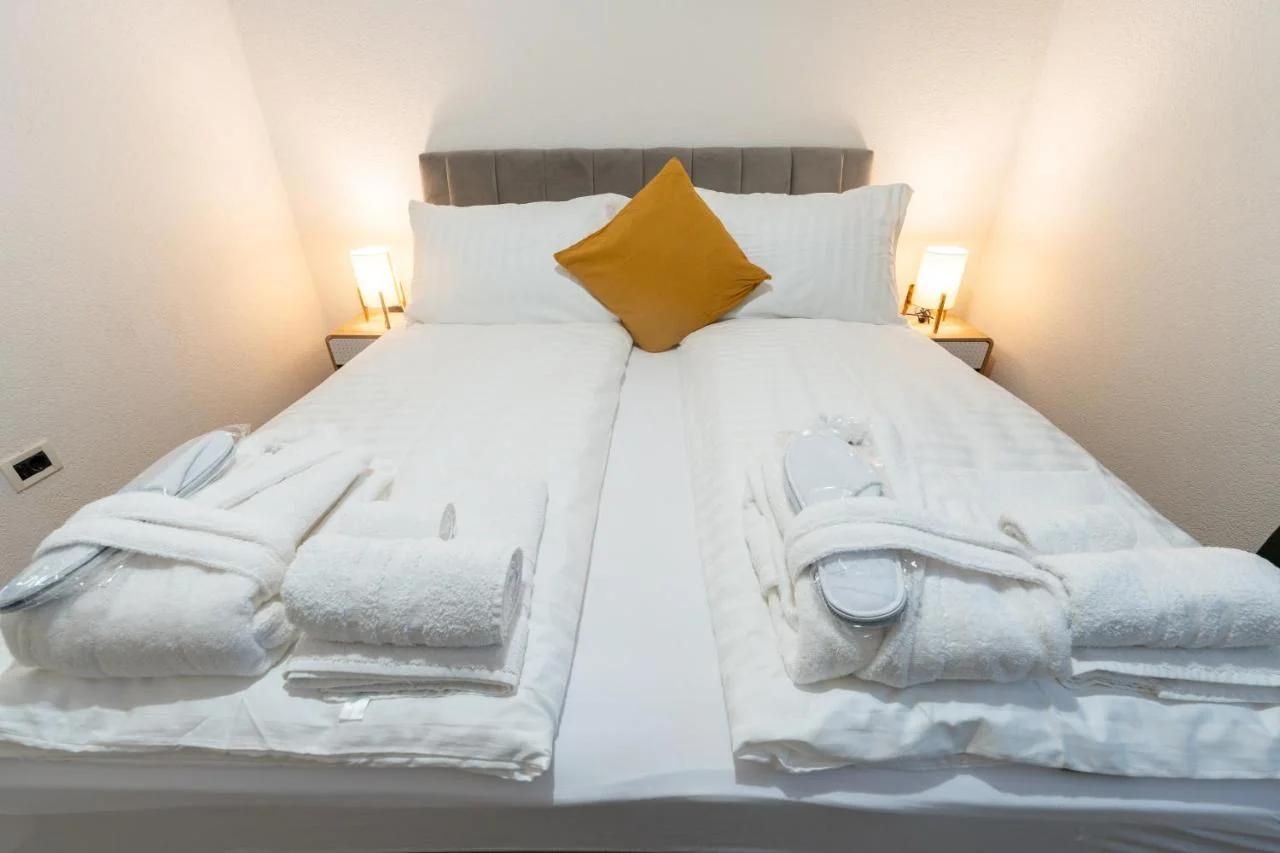 Hotel Maslina photo