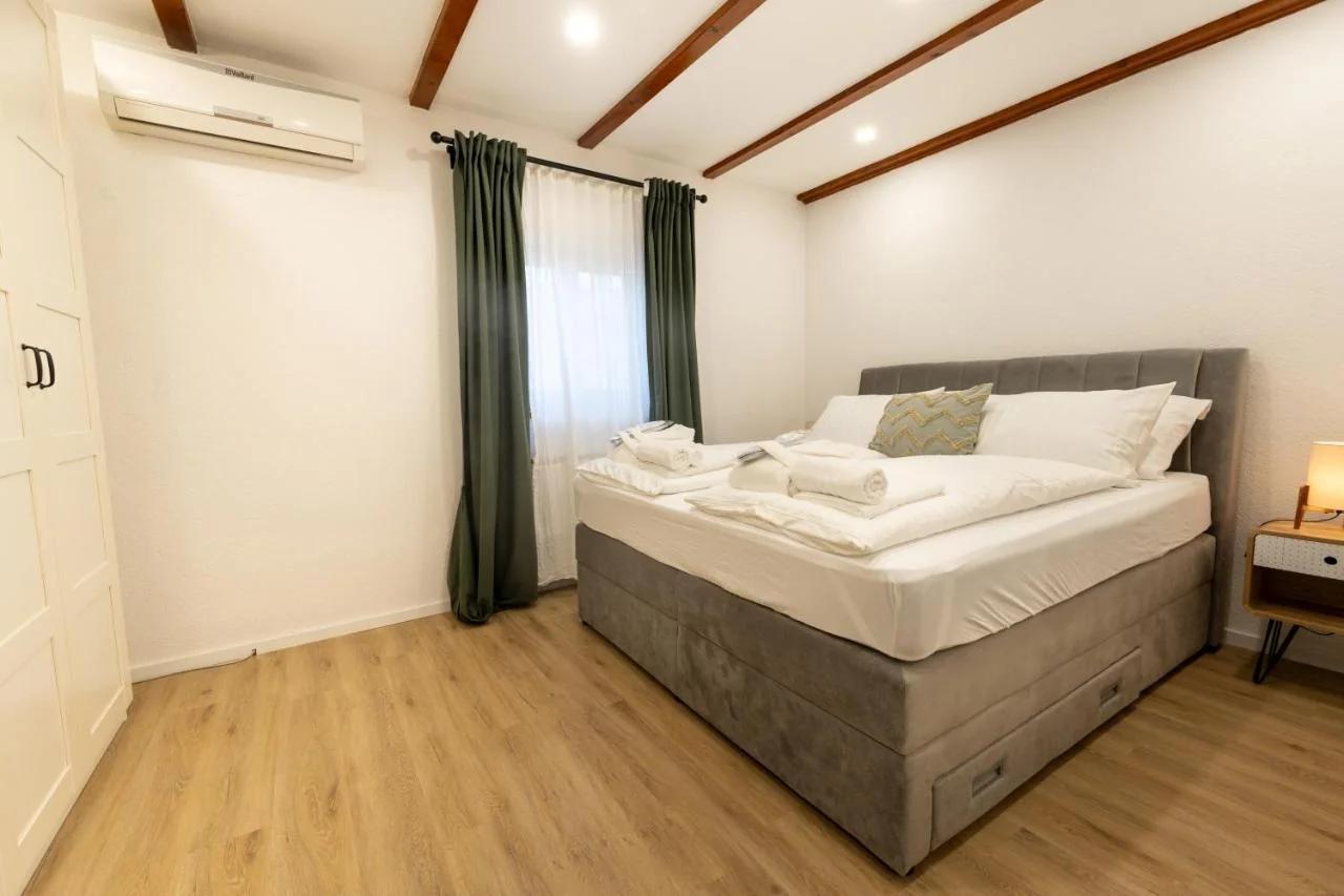 Hotel Maslina photo