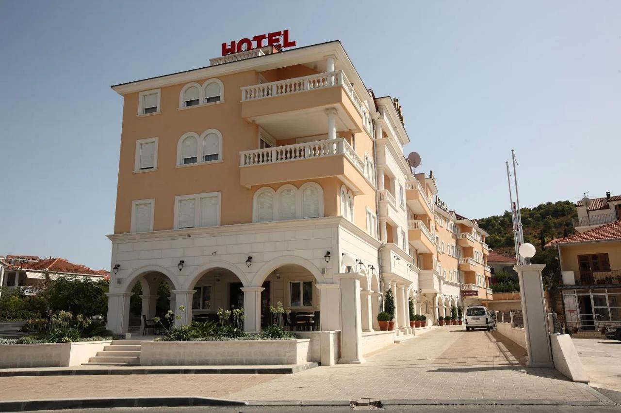 Hotel Trogir Palace photo