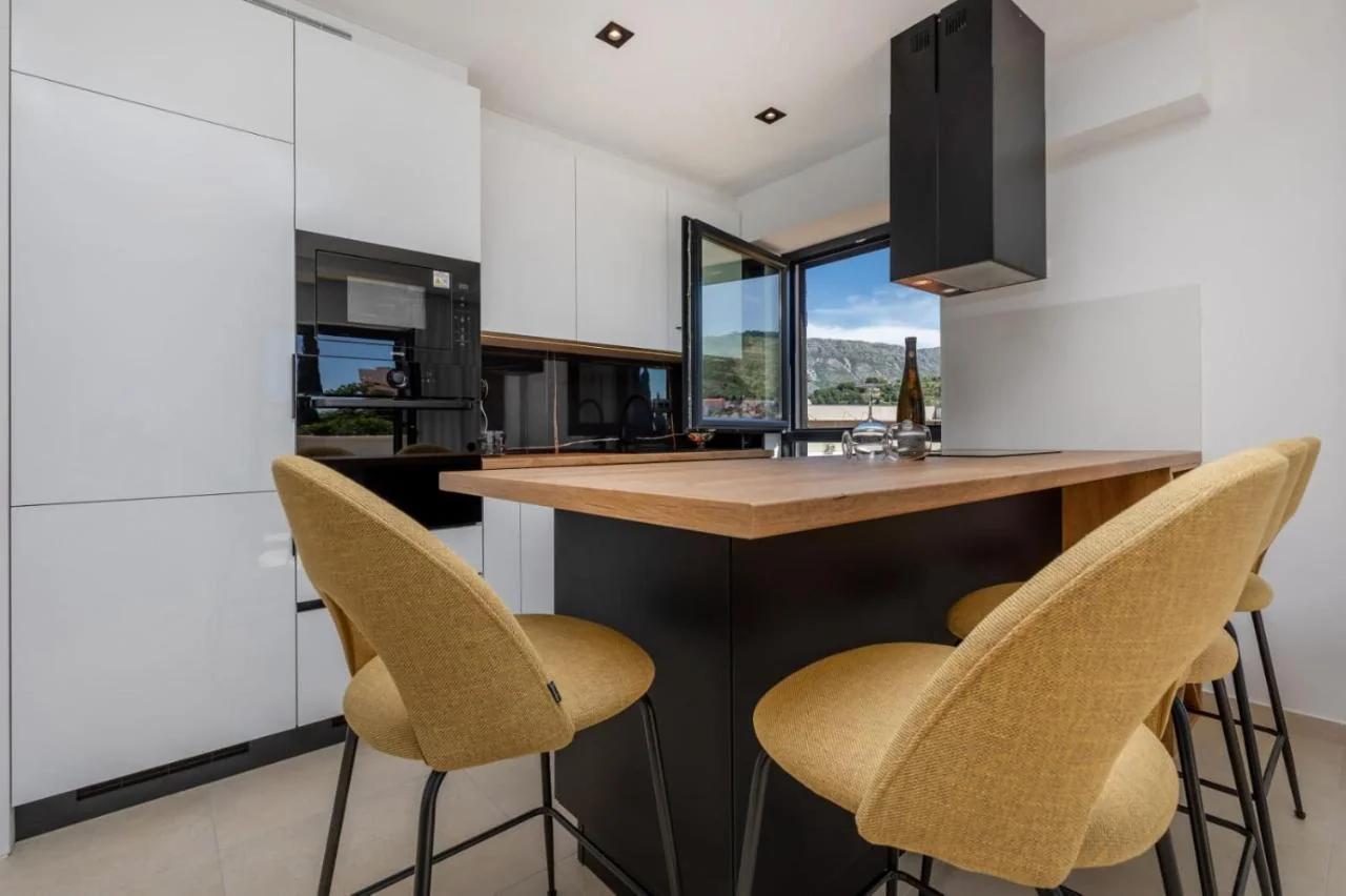 Luxury Apartment N&P photo
