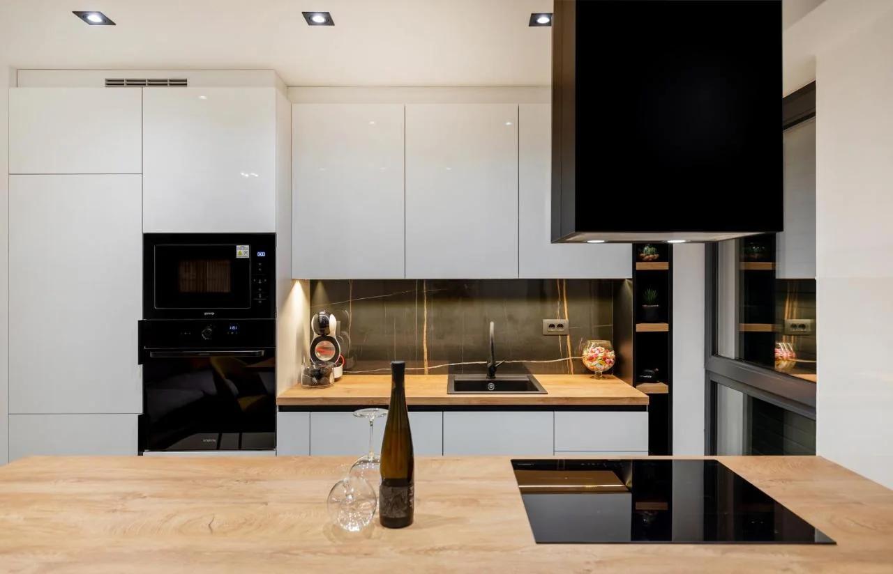 Luxury Apartment N&P photo
