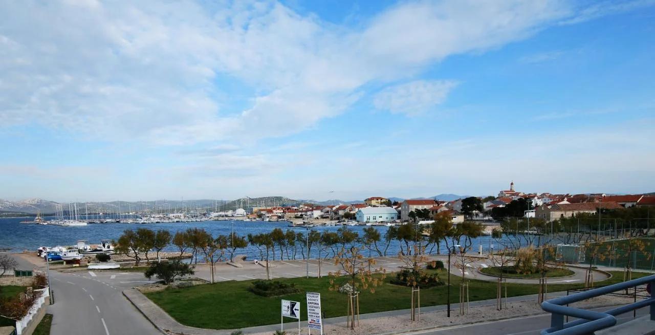 Nautica Apartments photo