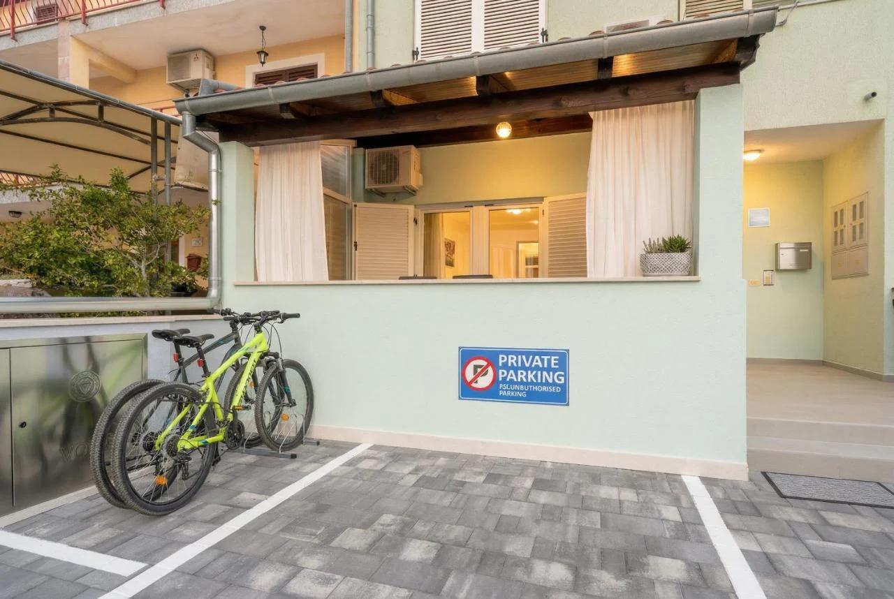 NOMA Modern Studio w2Bikes photo