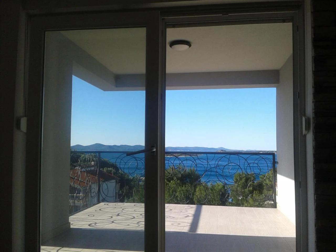 Oleandra Apartments photo