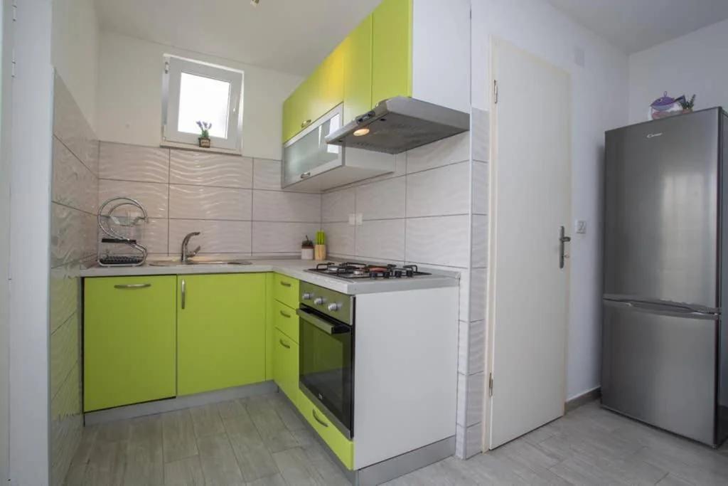 Queen Hvar Luxury Apartment Jacuzzi & Bikes photo