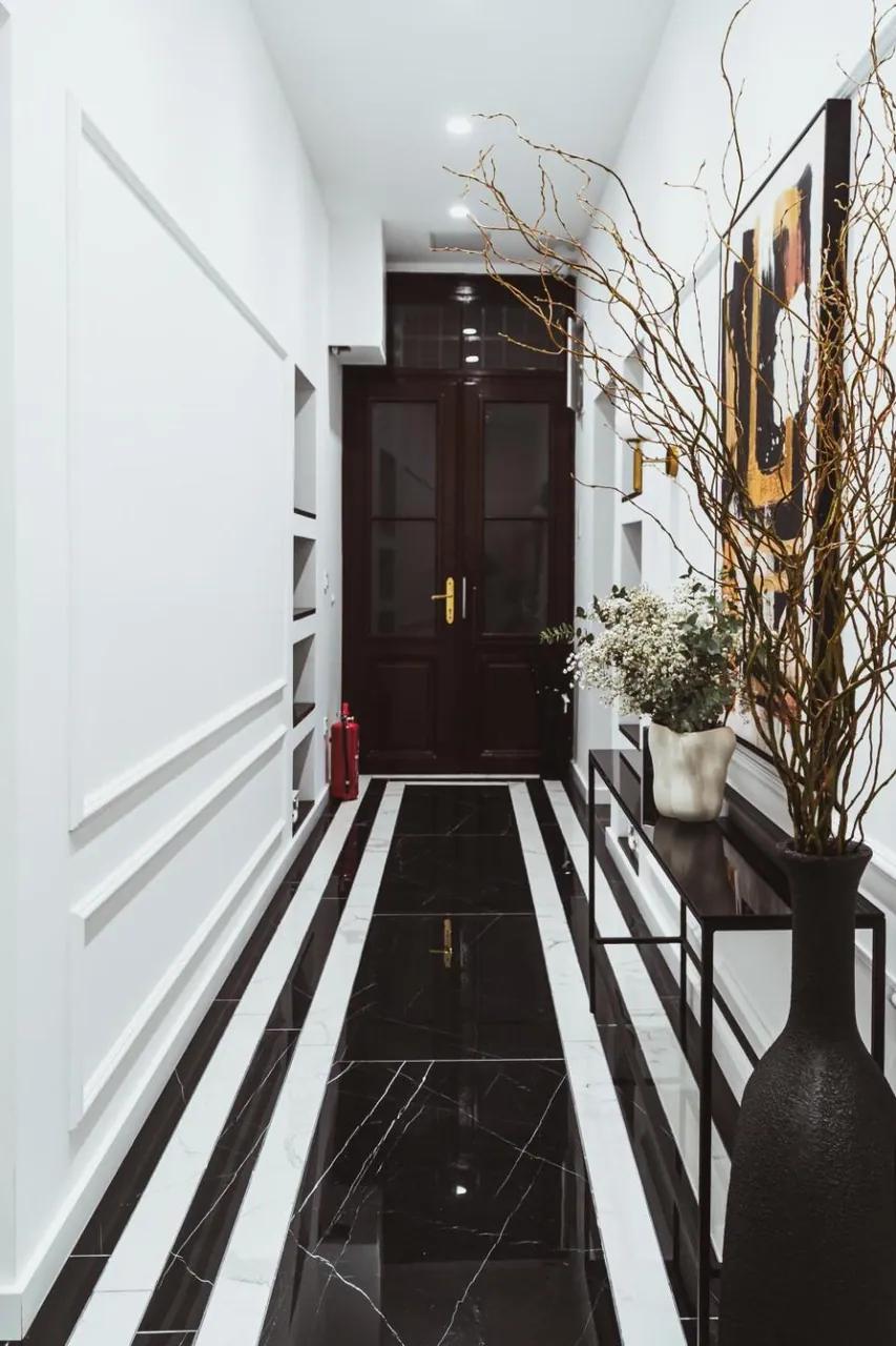 Royal Central Apartments photo