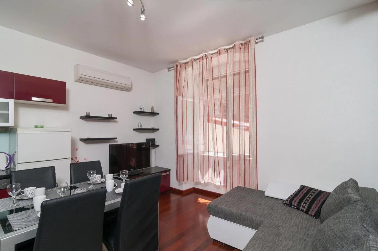 Split Center Apartment photo