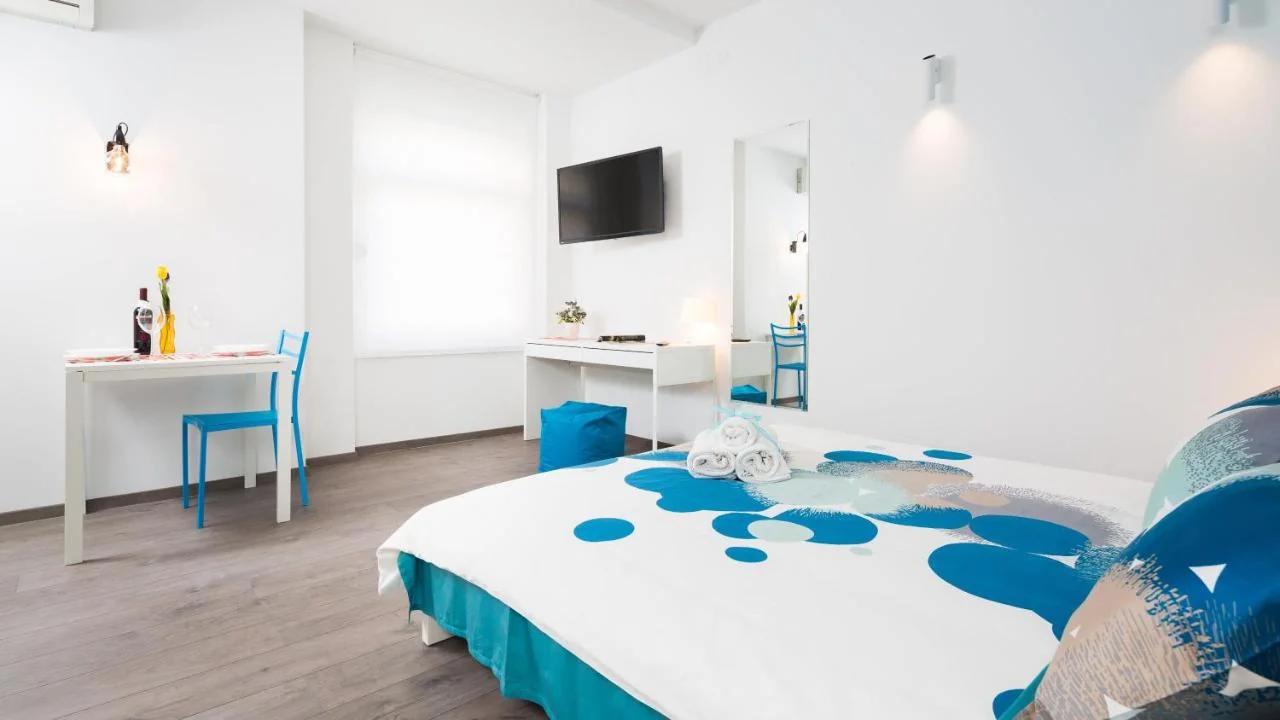Split Dreams Apartments photo