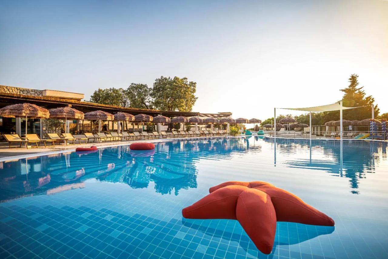 Valamar Tirena Hotel photo
