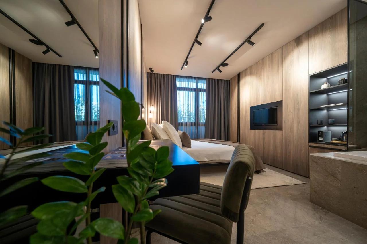 VELVET rooms & more photo