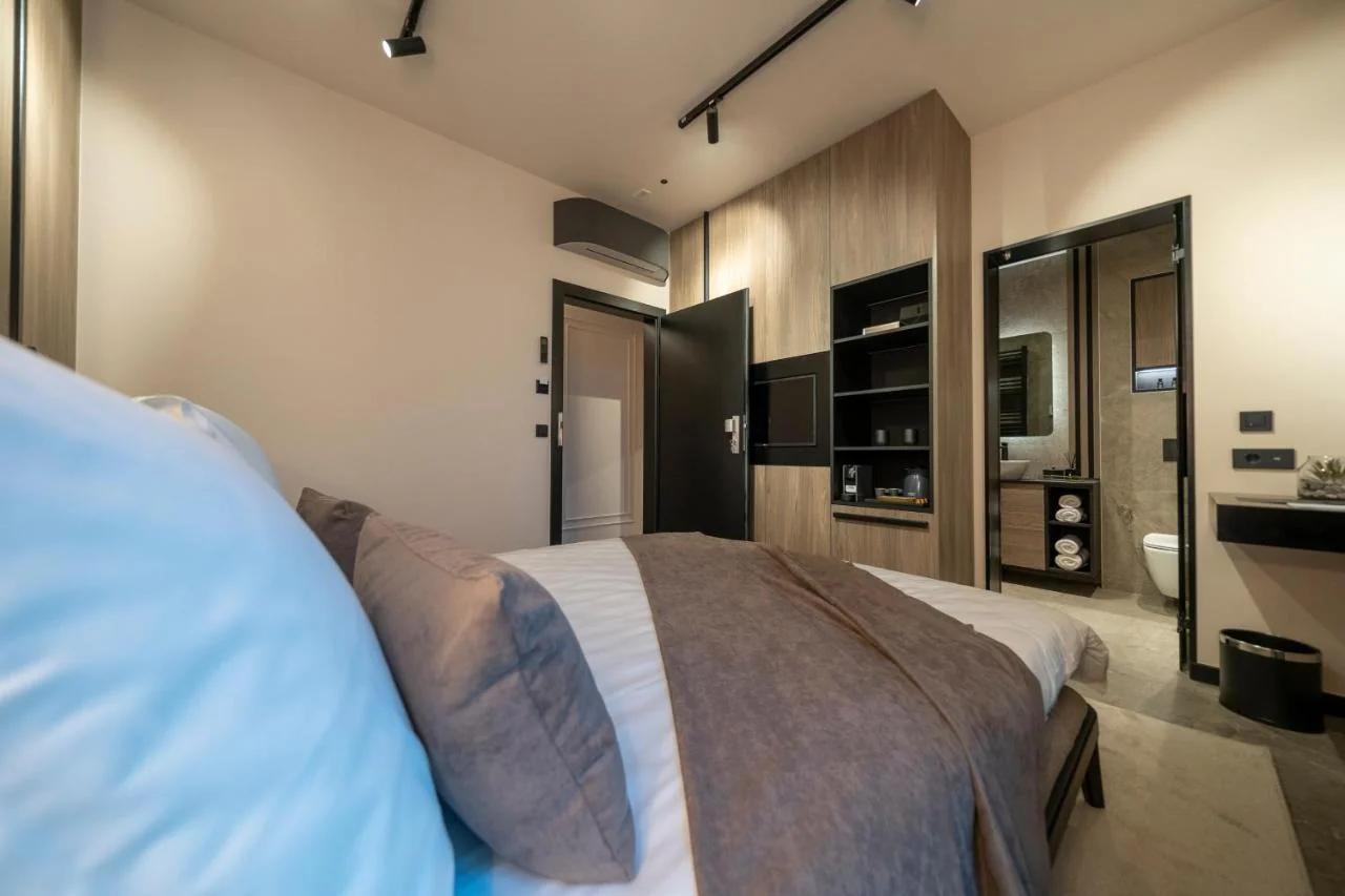 VELVET rooms & more photo