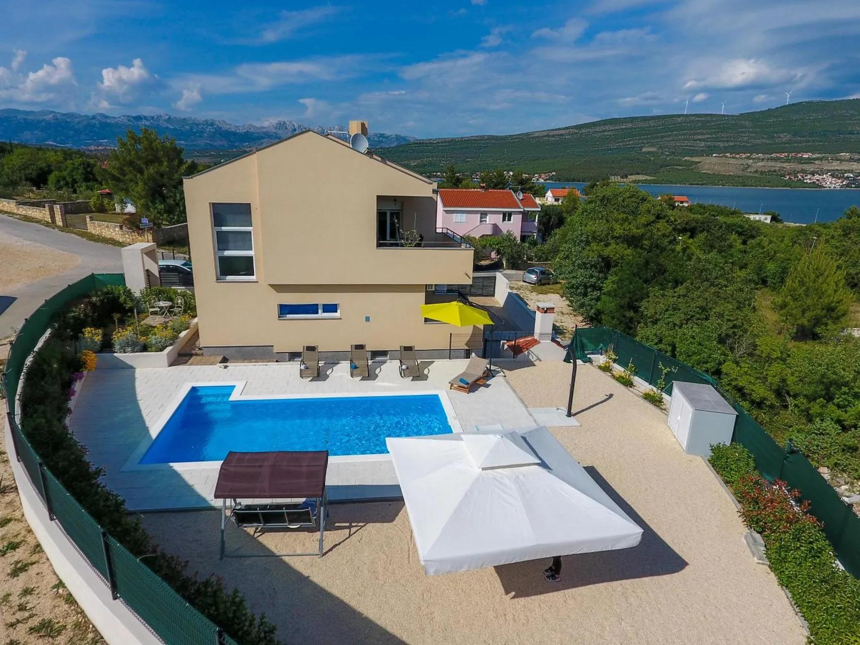 VILLA DONNA foto