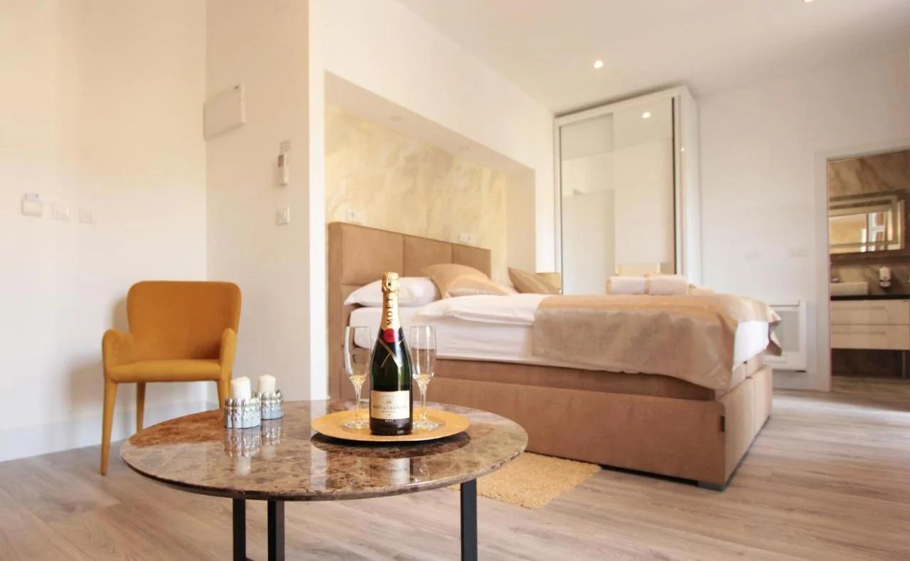 Well Of Life Luxury Rooms photo