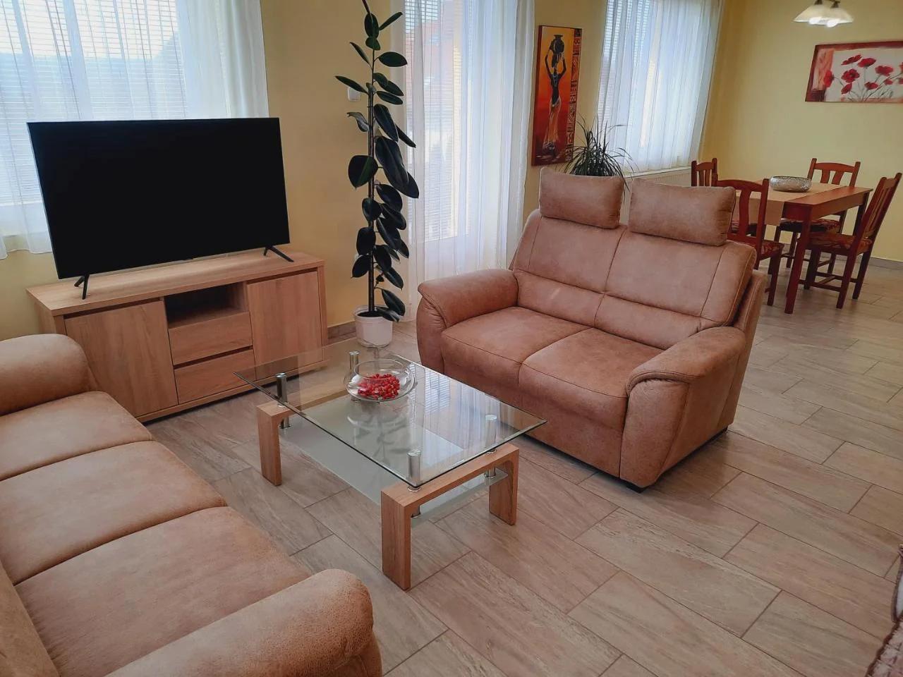 Apartmanház King photo
