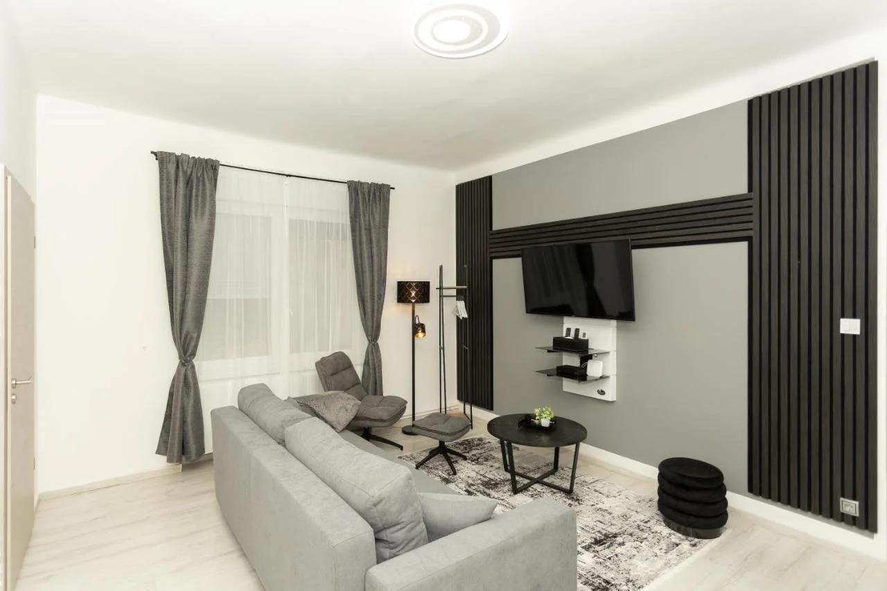 Be Home Apartment photo