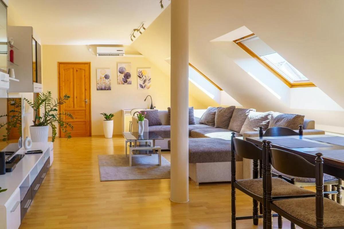 KLEO Apartman photo