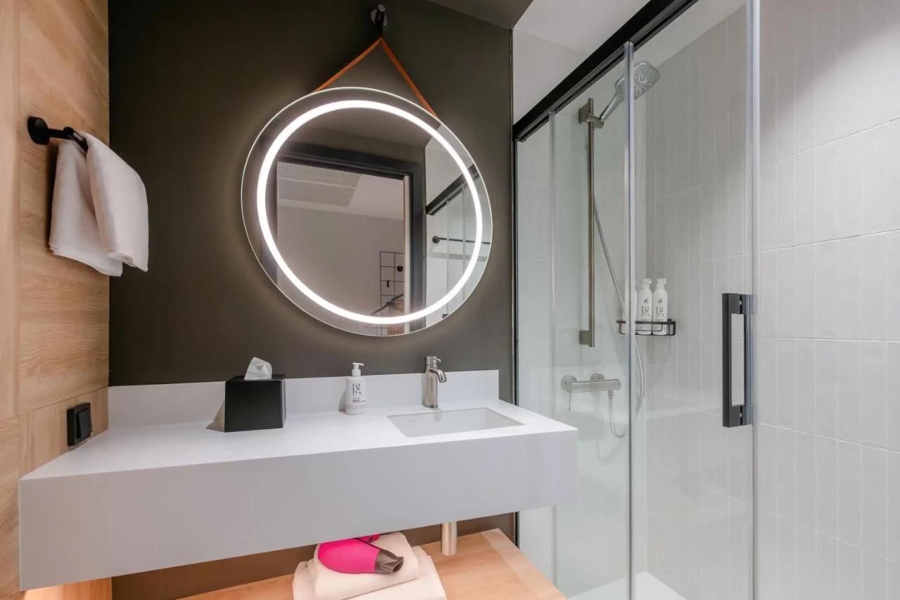 Moxy Budapest Downtown photo