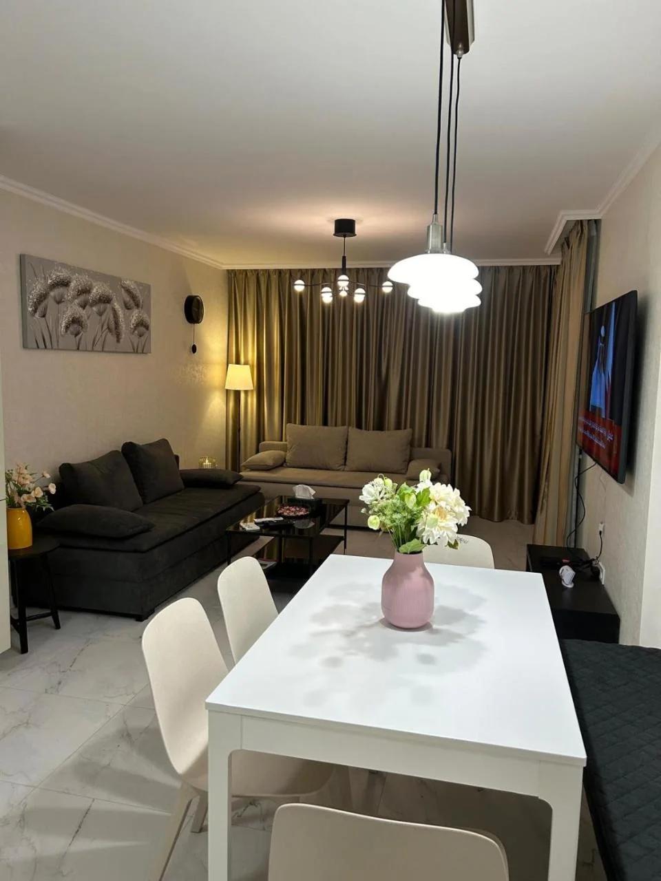 Riverstone Flats foto