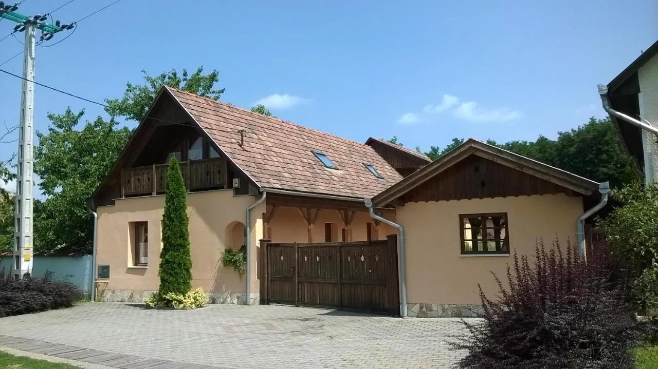 Villa Giulia Vendégház photo