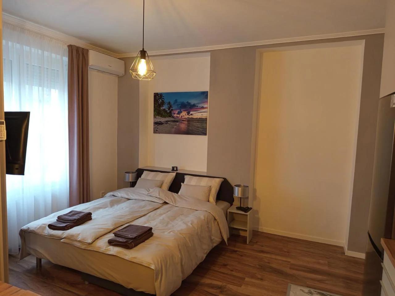Ybl apartman photo