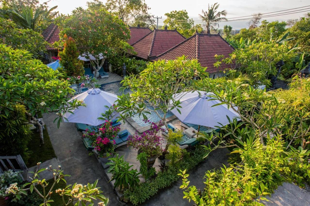 221 Garden Cottages