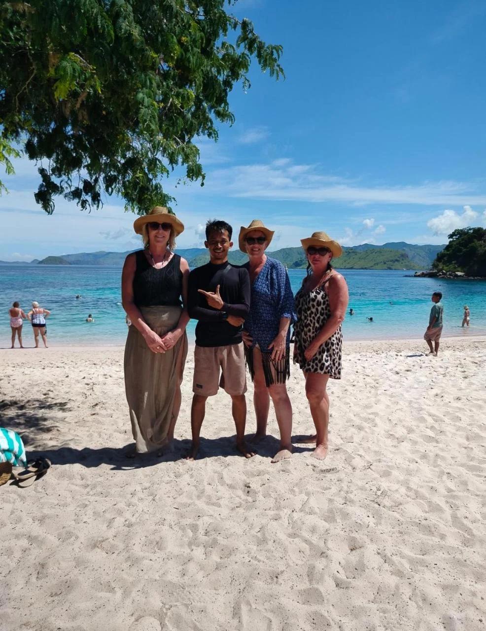 Atta komodo homestay photo