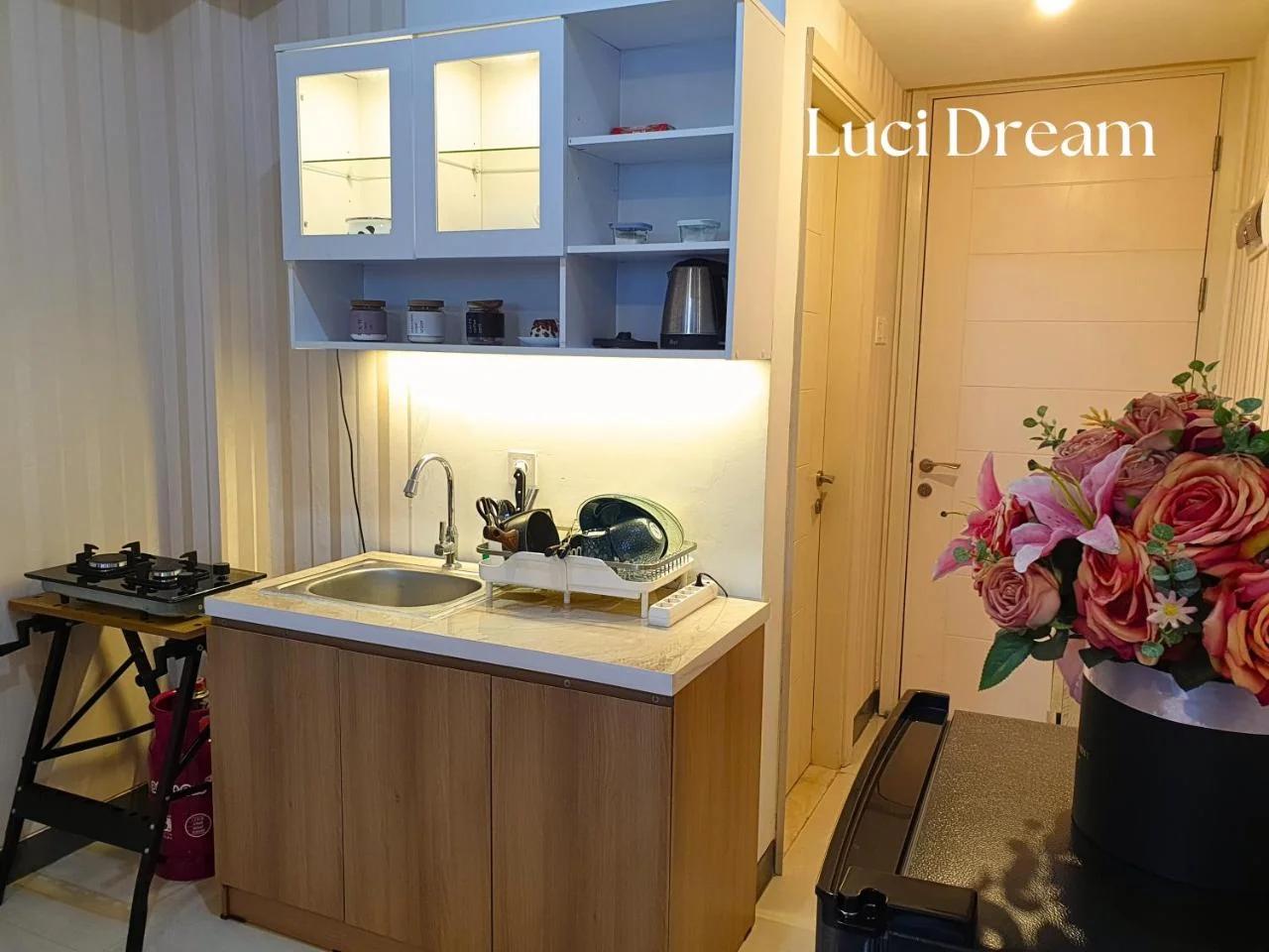 Luci Dream Benson Apartment at Supermal Pakuwon photo