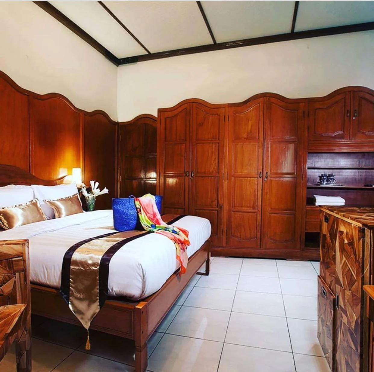 Raintree Boutique Villa & Gallery photo