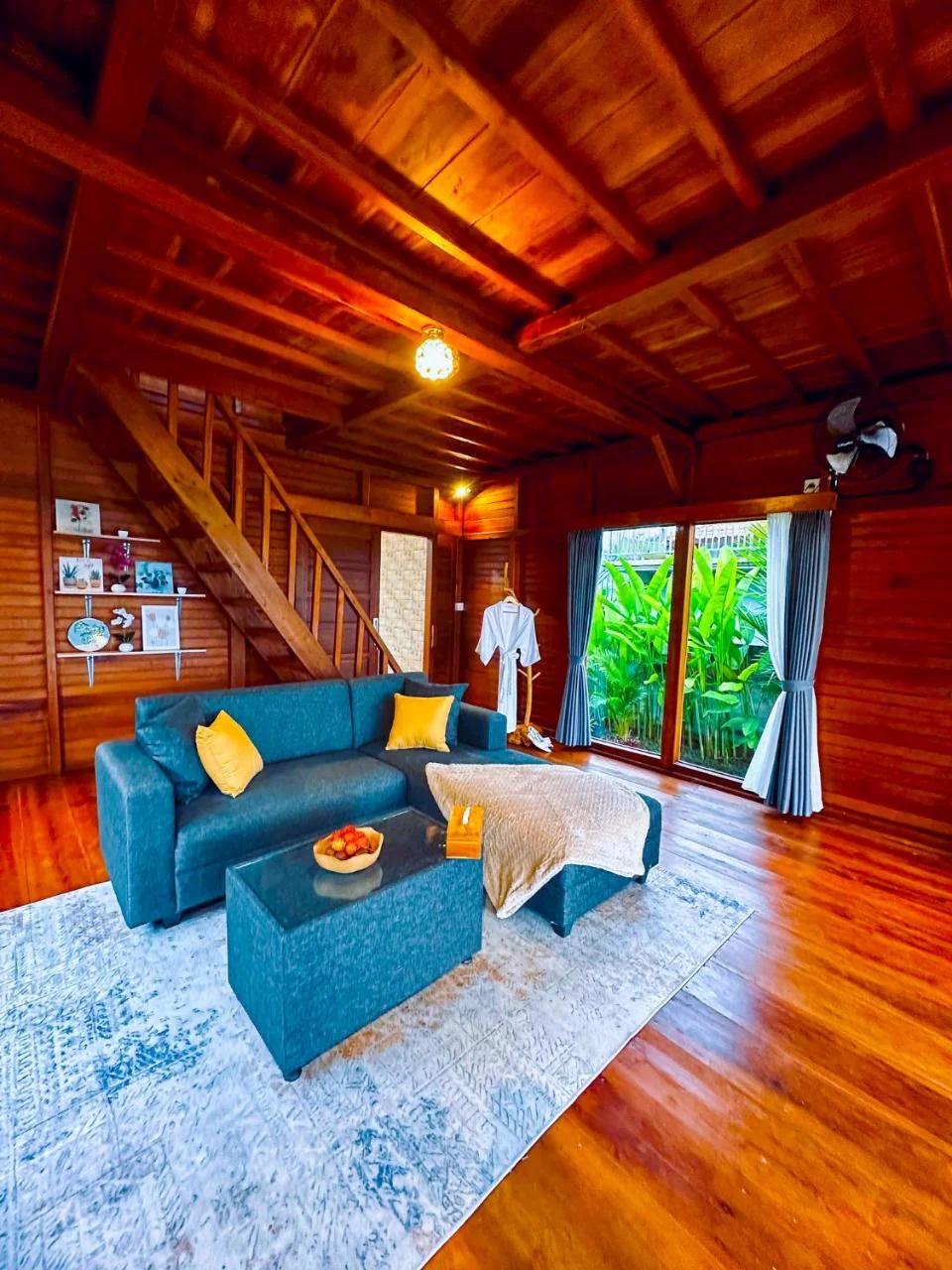 Romantic Wooden House with Private Pool in Ubud - Raka d'Uma foto