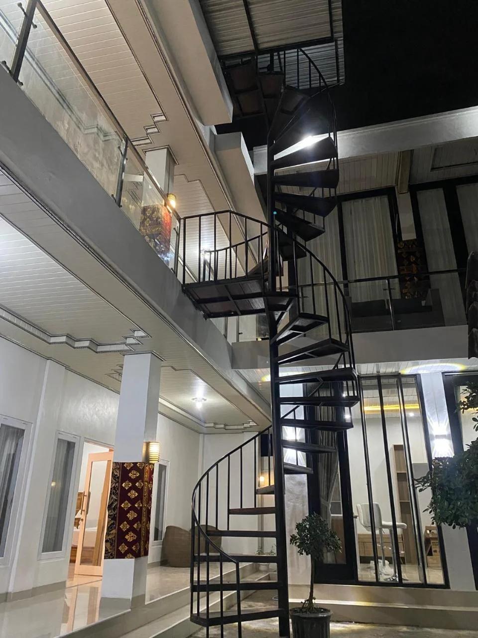 SR Buming House foto