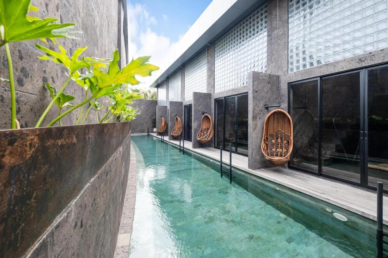The Lima Ocean Suites Pererenan photo