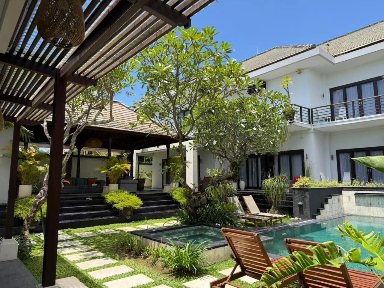Villa Tiana photo