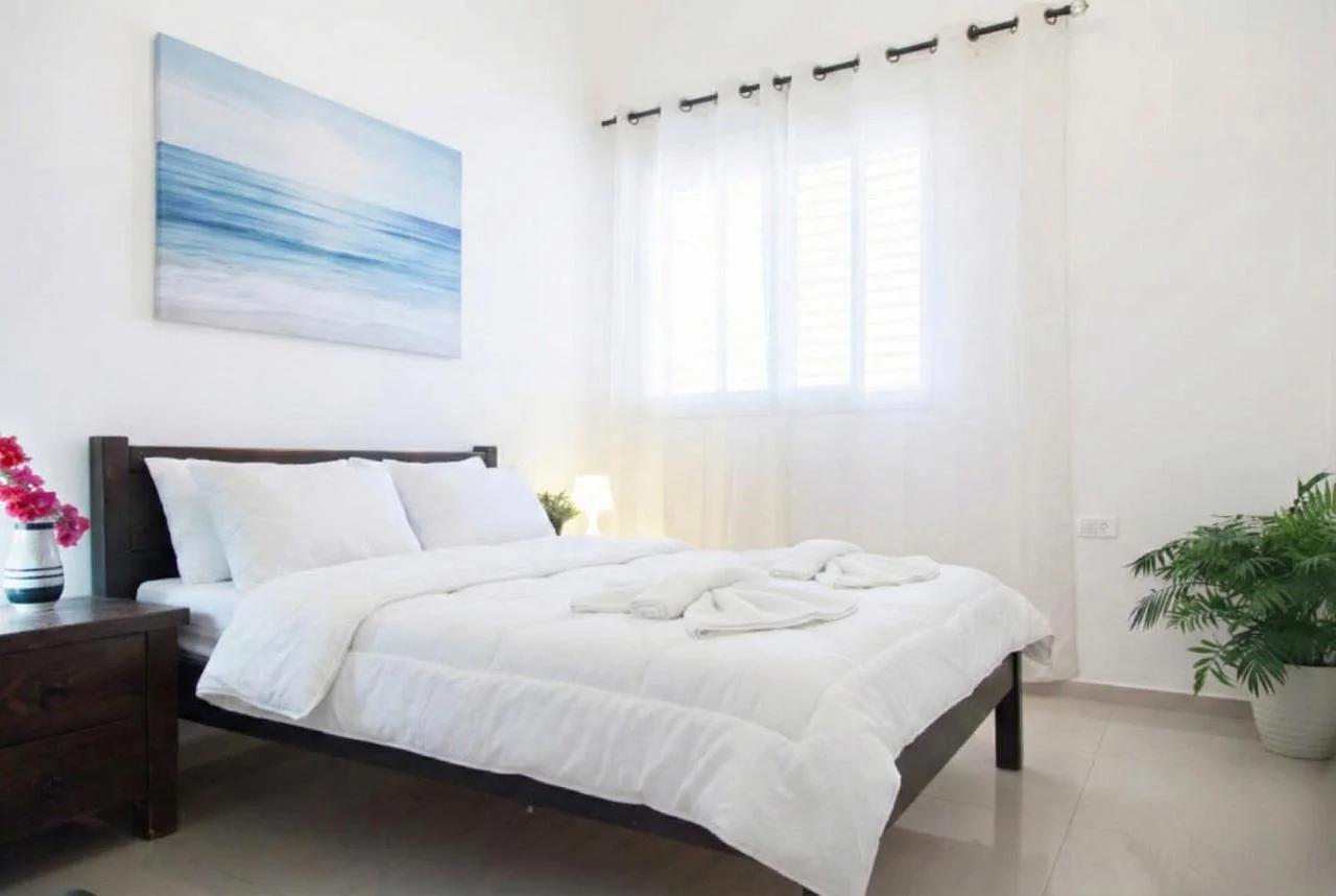 Alona's Apartments