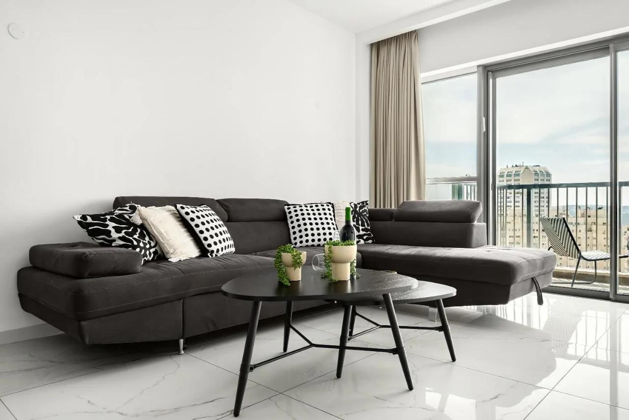 MR savyon view 2BR with balcony with mamad photo