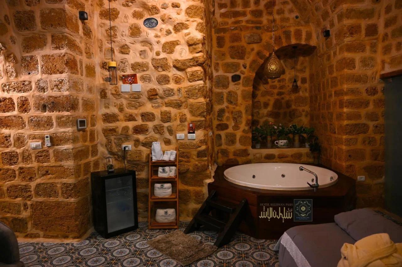 Suleiman Pash foto