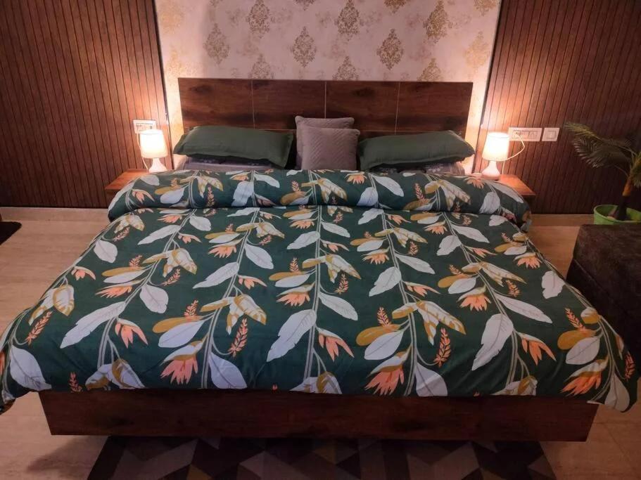 Blue Heart Home~1BHK Luxury & Cosy Flat in Tapovan photo