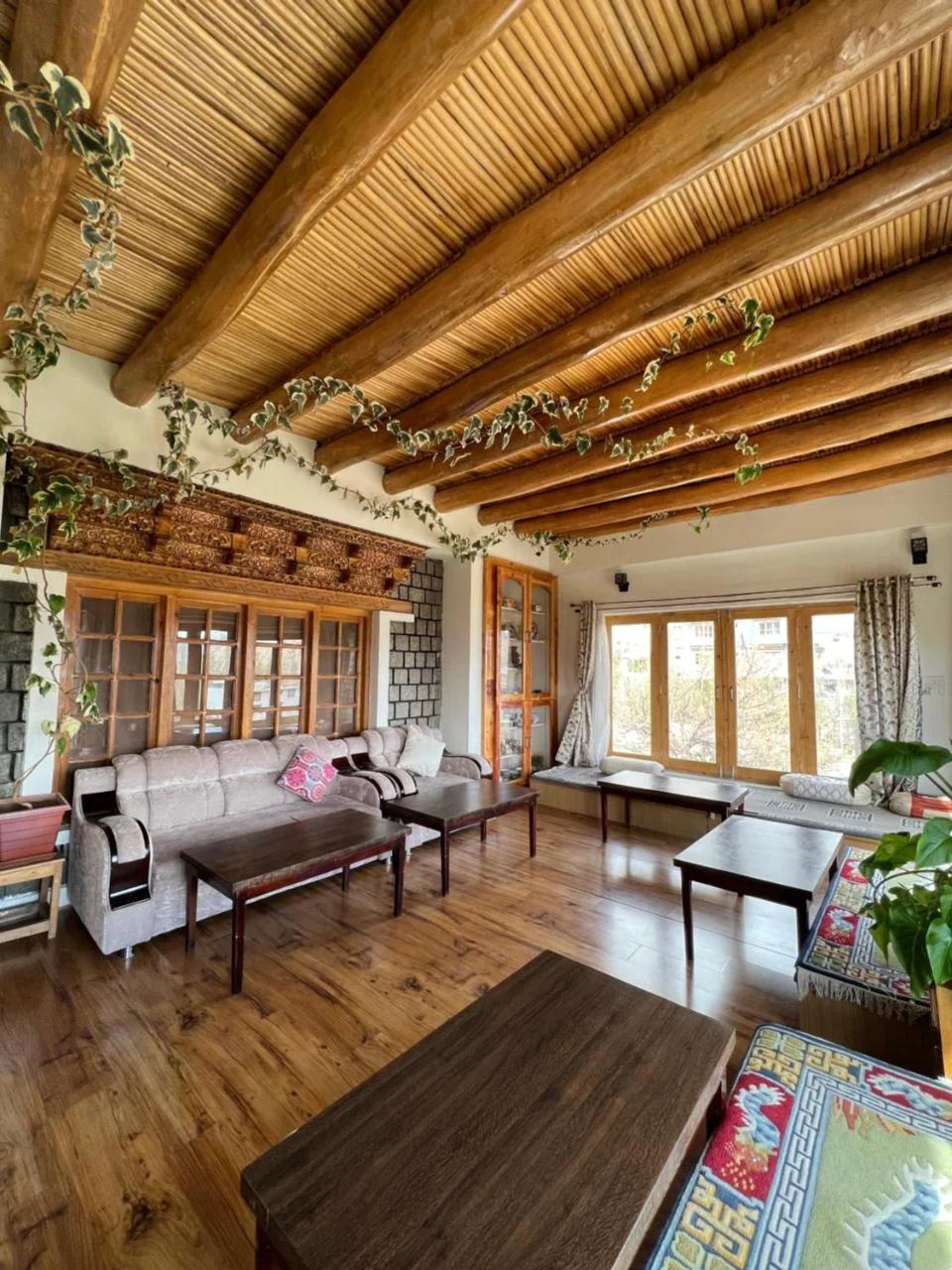 Heschuk Guest House