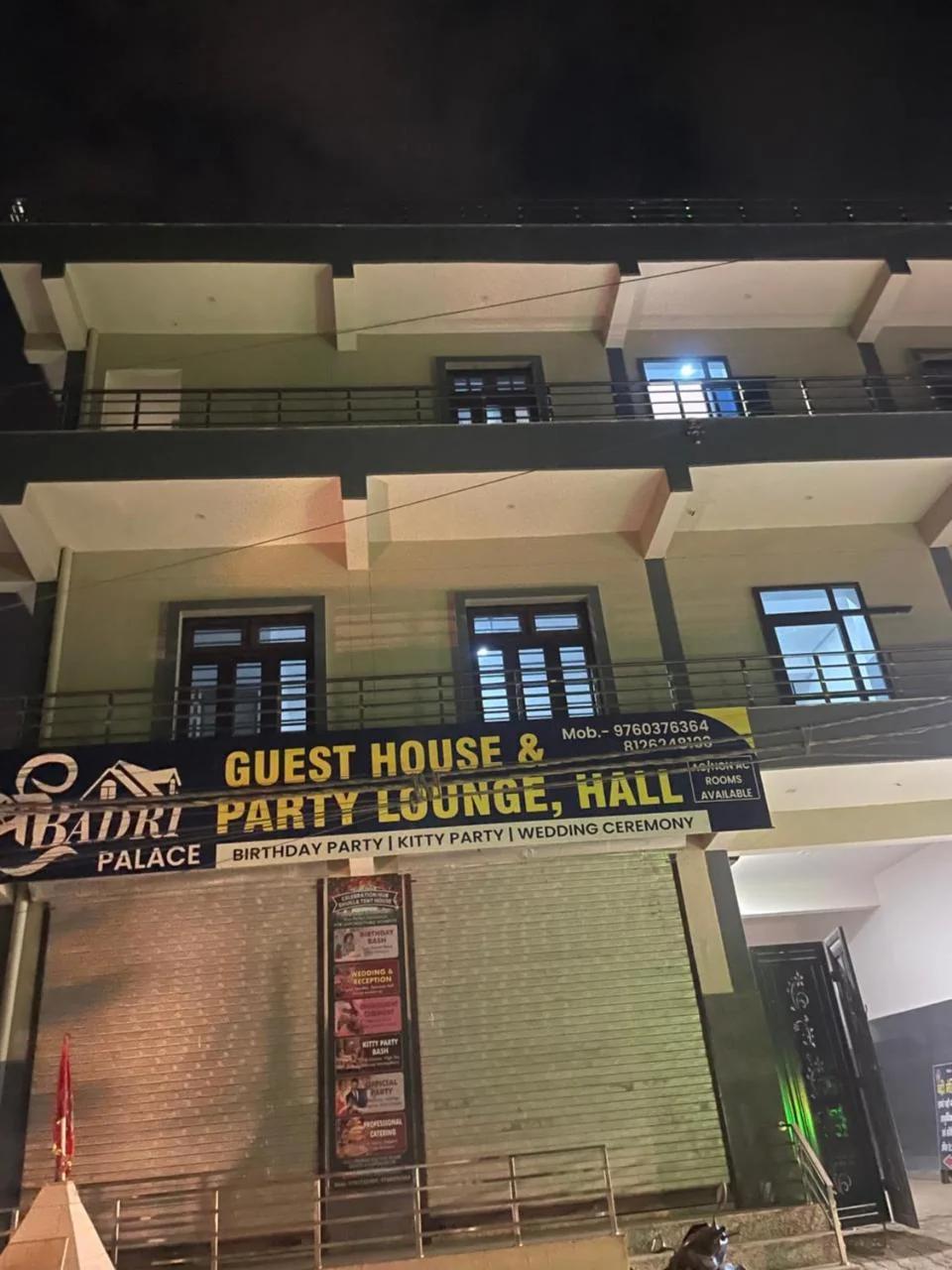 Hotal badri palace foto